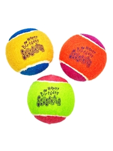 Комплект 3 цветни кучешки топки за игра KONG® Squeakair® Birthday Balls