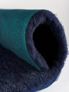 Тъмно синя постелка за домашни любимци Bronte Glen Traditional Vet Bedding Navy Blue